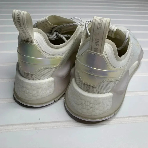 Adidas NMD_V3 SHOES - Picture 6 of 11